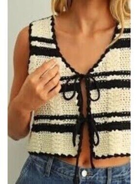 Elan Crochet Tie Front Sweater Vest Natural Black Striped Open Stitch Size Small